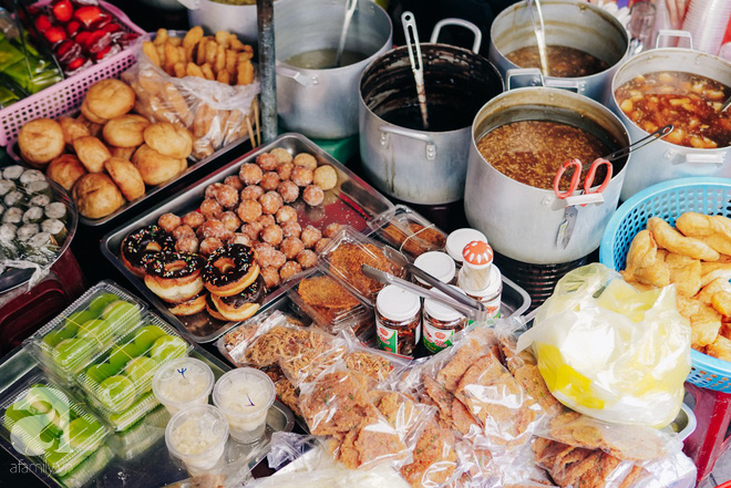 tat-tan-tat-ban-do-an-trong-24h-long-vong-o-hai-phong-chi-200-nghin-la-no-quen-loi-ve-ivivu-11