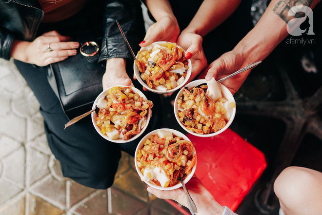 Bánh đúc tàu trứ danh dễ gây "nghiện".