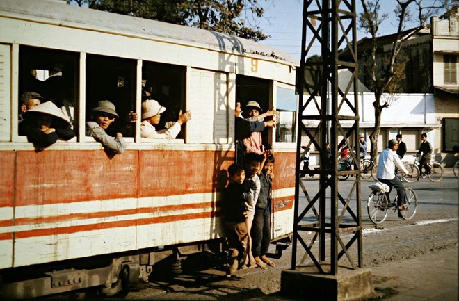 Hạng vé trên Tàu điện Hà Nội xưa