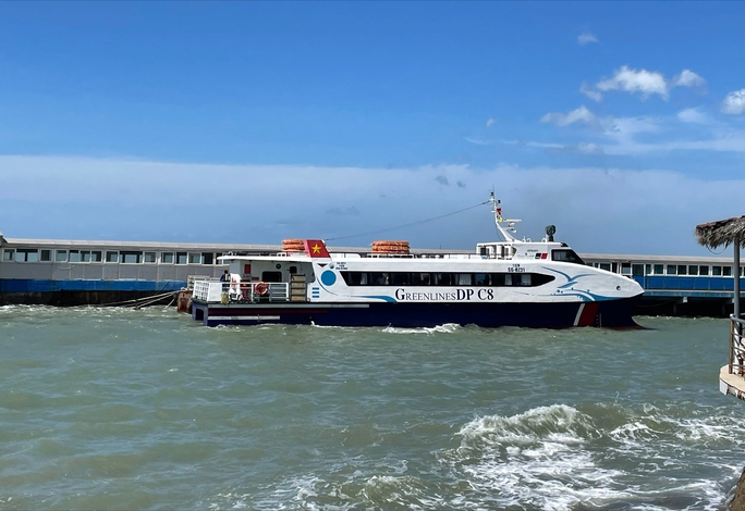 Tàu cao tốc TP HCM - Vũng Tàu. Ảnh: Thu Hồng/Báo Người lao động.
