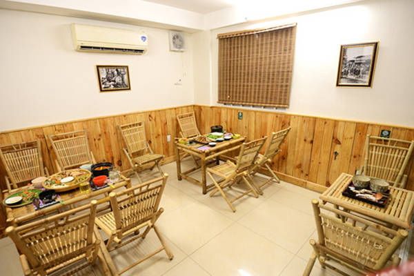 Không gian quán món ngon Đà Nẵng