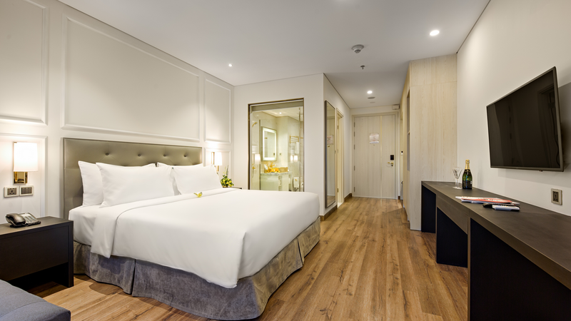 Ảnh: Khách sạn Golden Bay Đà Nẵng