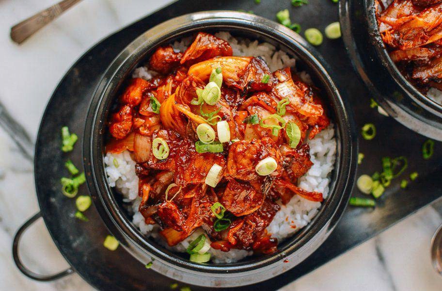 Món thăn heo xào kim chi hoàn thiện