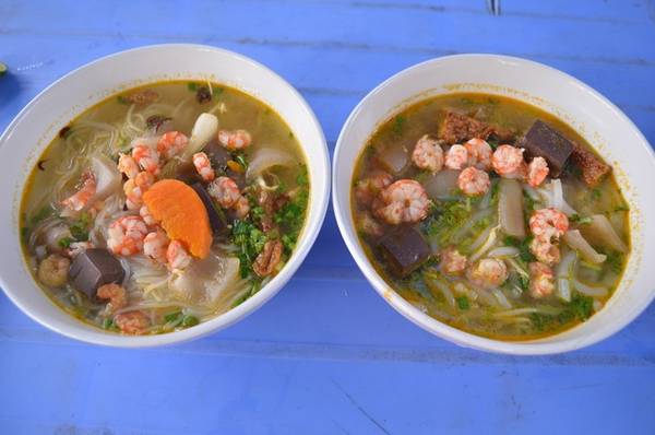 Quán hủ tiếu, bún bò trên đảo Thạnh An