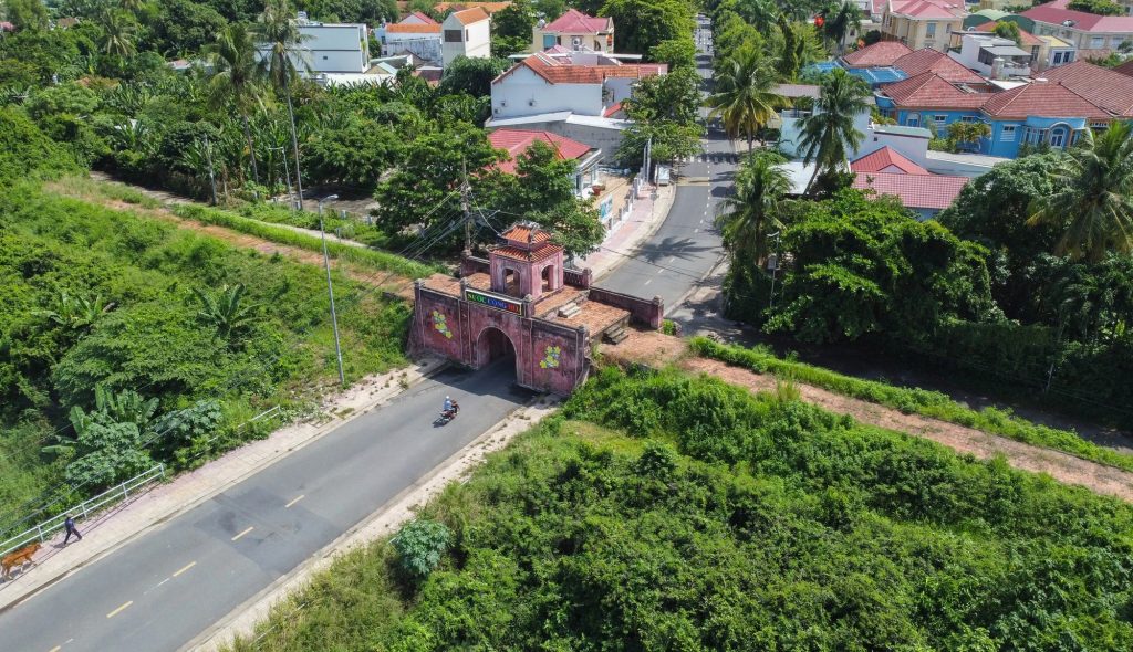 Thành cổ Diên Khánh nhìn từ trên cao Khánh Hòa
