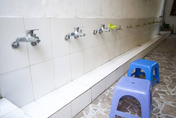 Khu vực thực hiện nghi thức thanh tẩy trước khi cầu nguyện tại thánh đường Hồi giáo