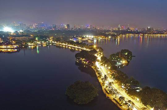 Địa điểm hẹn hò Valentine ở Hà Nội lãng mạn tại đường Thanh Niên
