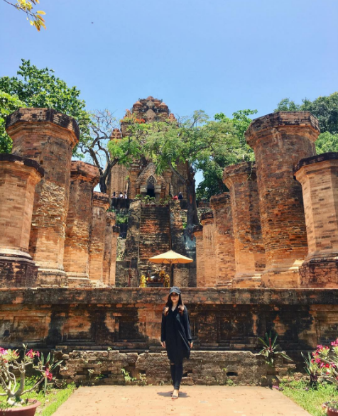 Kiến trúc Chăm cổ kính đặc trưng tại Tháp Bà Ponagar