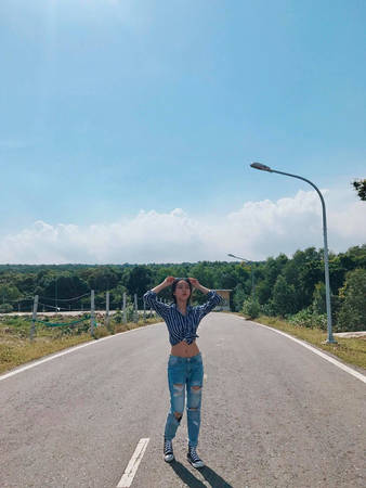 Nguyễn Ánh Ngọc sở hữu chiều cao 1m60.