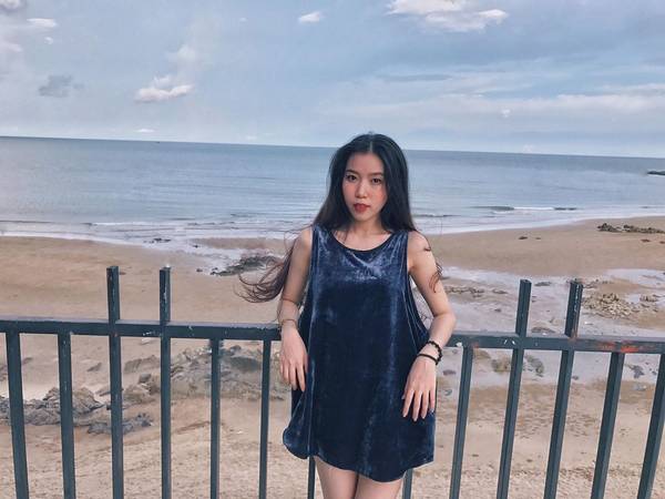 that-tinh-that-nghiep-cap-ban-than-xinh-dep-ru-nhau-du-lich-vung-tau-quay-clip-trai-nghiem-dep-nhu-mo-ivivu-9