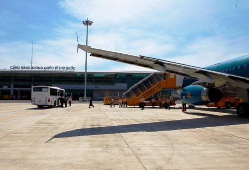 Sân bay Phú Quốc đón khách du lịch hè này