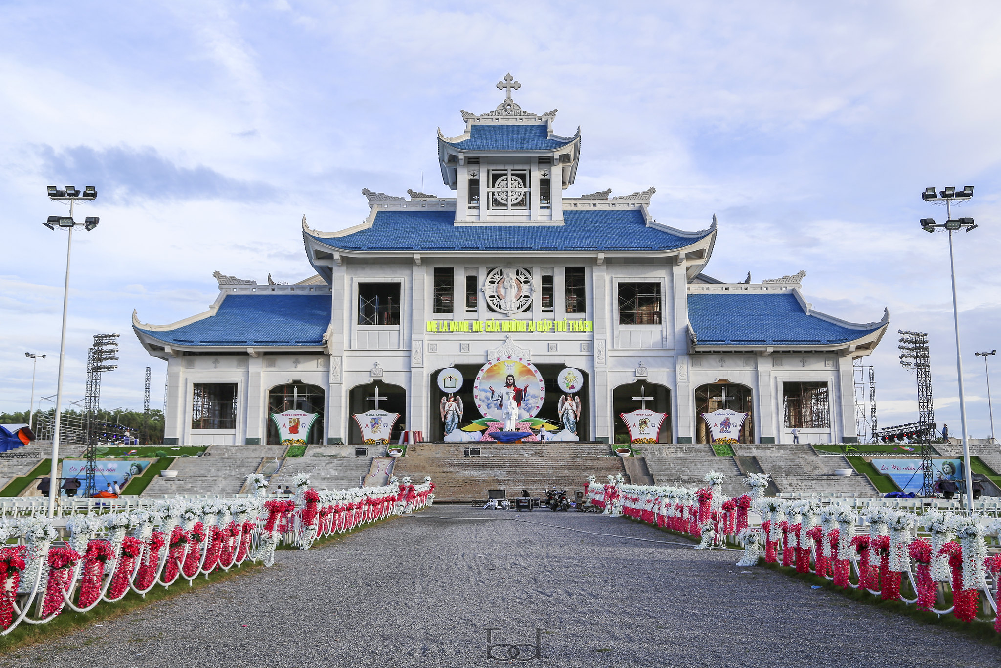Thánh địa La Vang ivivu 1