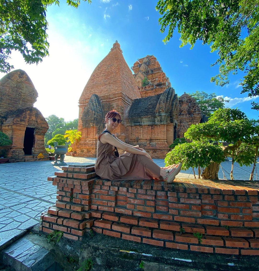 Kiến trúc Chăm Pa cổ kính của Tháp Bà Ponagar