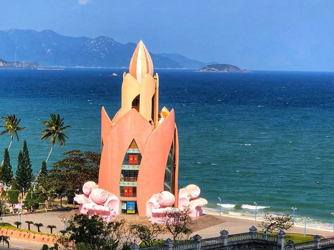 Tháp Trầm Hương Nha Trang