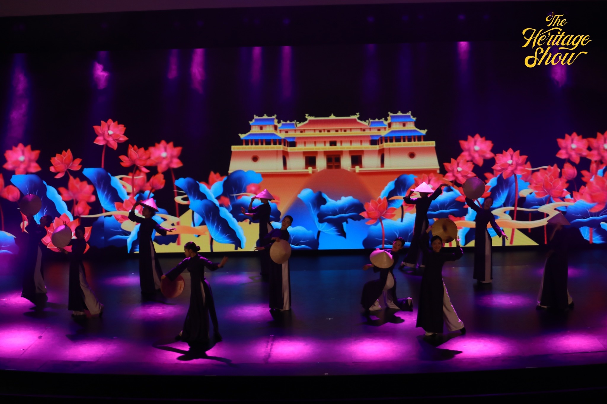 Đạo diễn và nghệ sĩ The Heritage Show Đà Nẵng