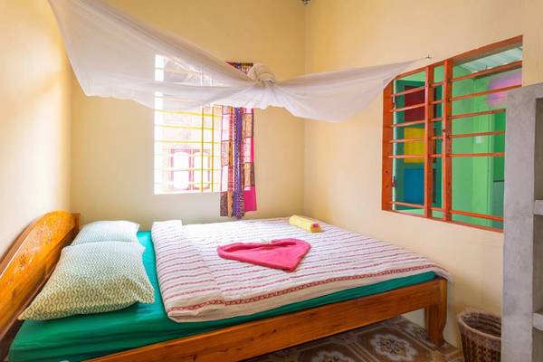 Mỗi phòng được trang bị khá đầy đủ tiện nghi. Ảnh: Facebook The Hoi An Hippie House