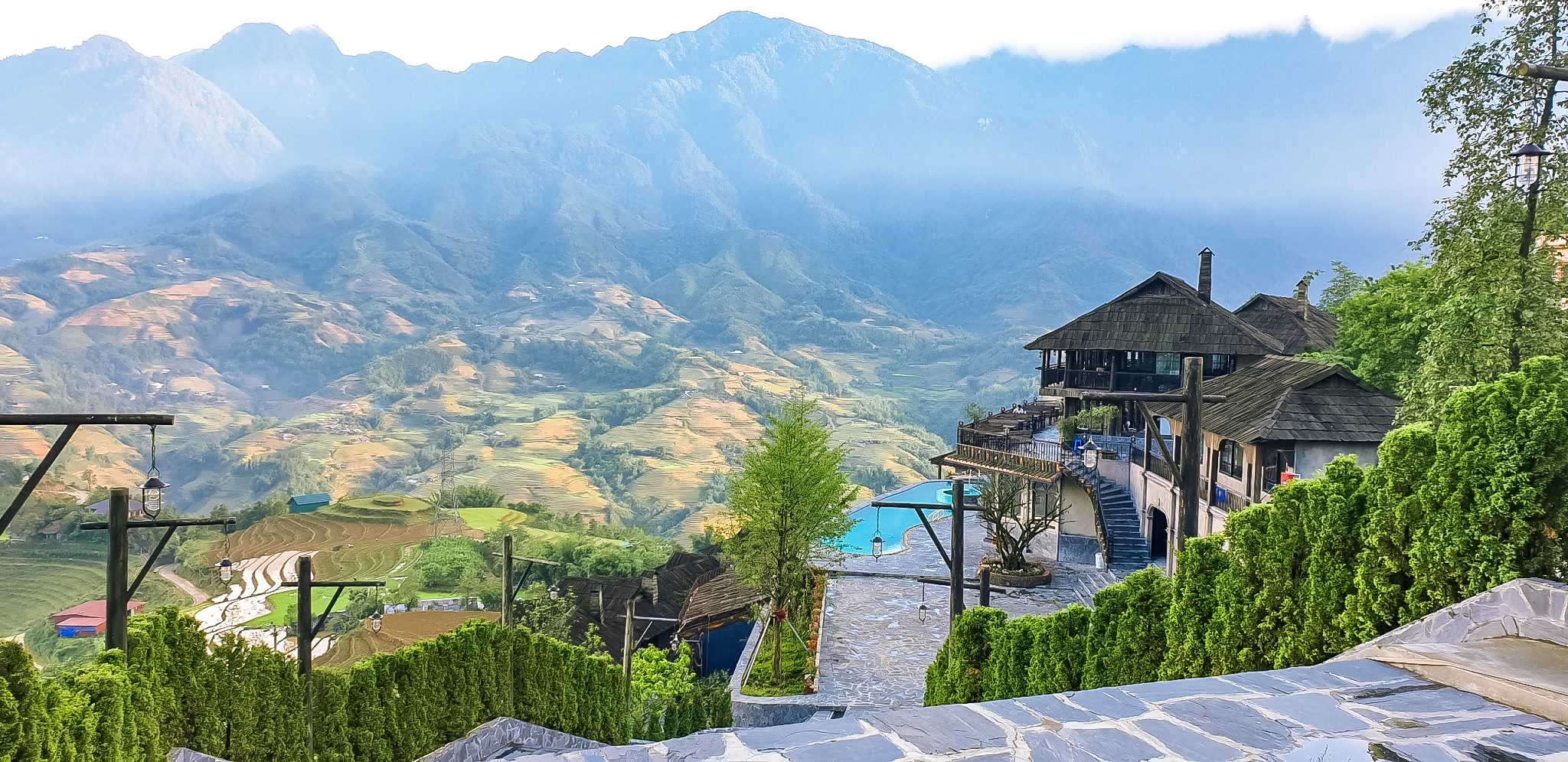 The Mong Village Sapa bể bơi vô cực view đẹp