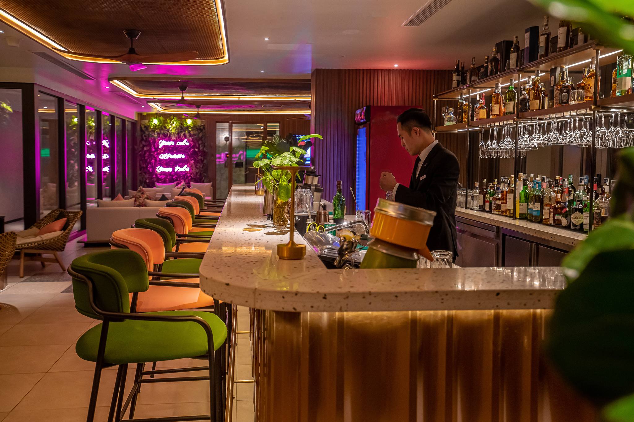 The Yacht By DC Hạ Long - Boong Pool Bar