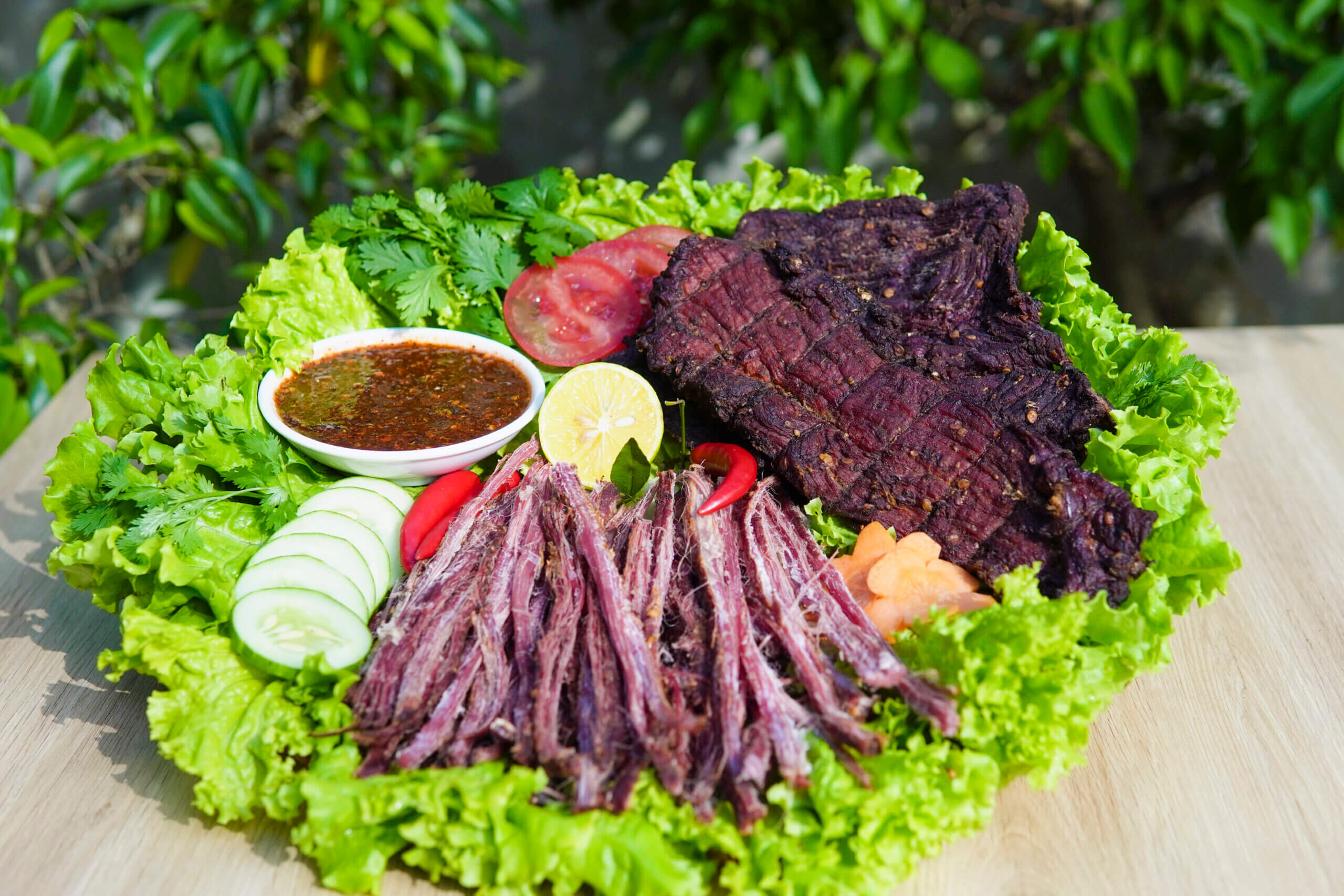 Thịt trâu gác bếp - đặc sản ẩm thực Hà Giang
