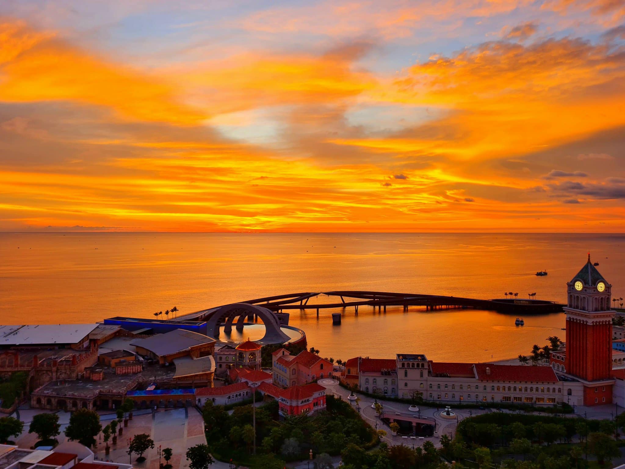 Nhiều trải nghiệm tuyệt đỉnh tại thị trấn Hoàng Hôn – Sunset Town Phú Quốc