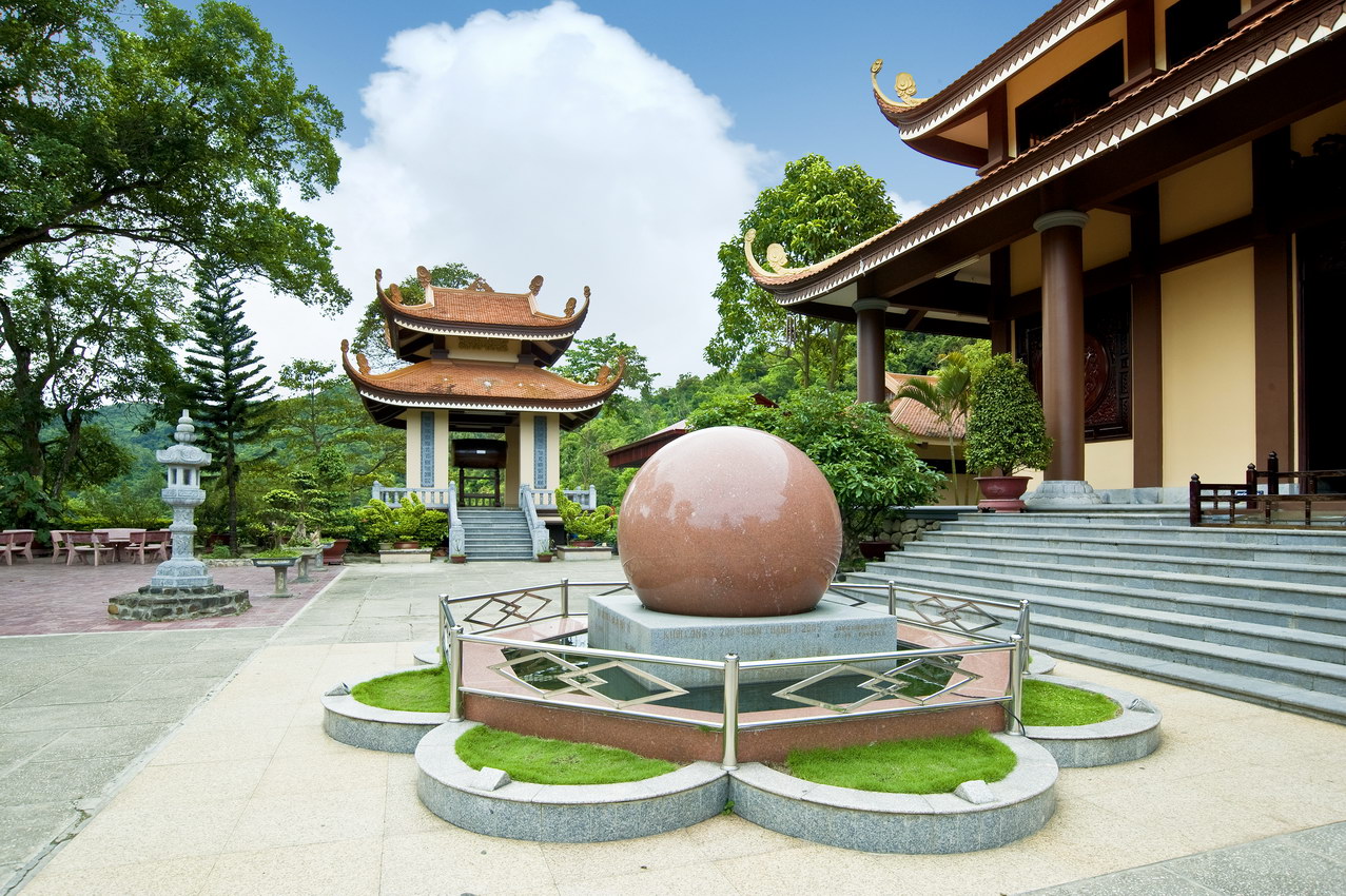 Kiến trúc chùa tại Yên Tử