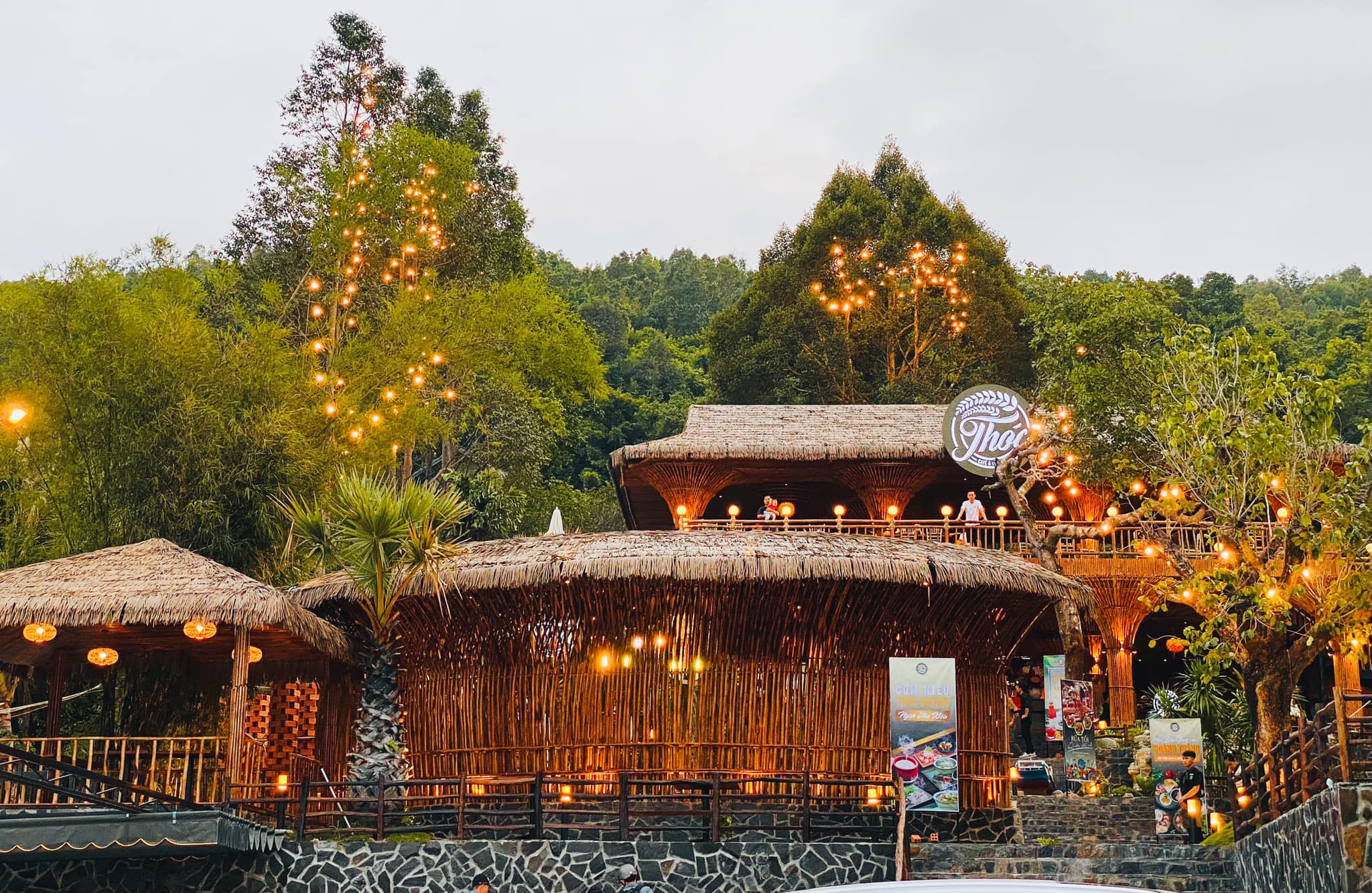 Thoc-Cafe-Bistro-Phu-Quoc-chuyendi_vn-5