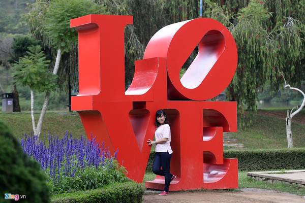 Lịch sử Thung lũng Tình yêu bắt nguồn từ thập niên 30 khi người Pháp đặt tên Vallée d’Amour.