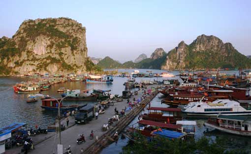 Thương cảng sầm uất thời xưa tại Vân Đồn