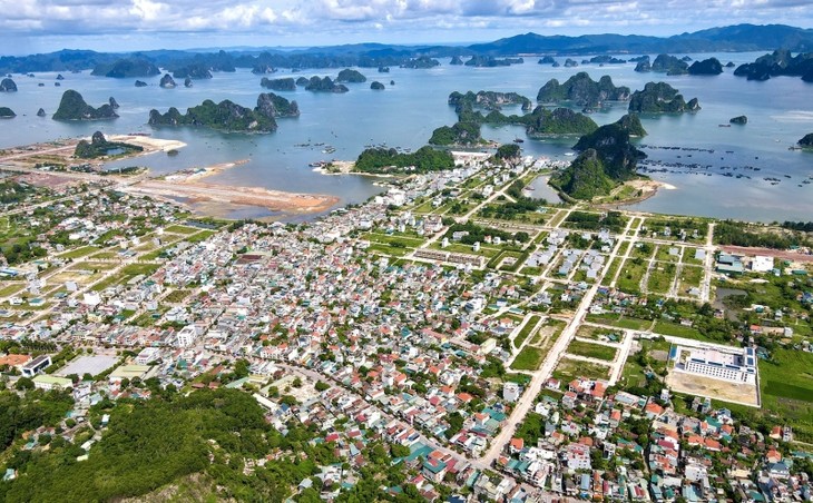 Vùng đất thương cảng Vân Đồn rộng lớn xưa