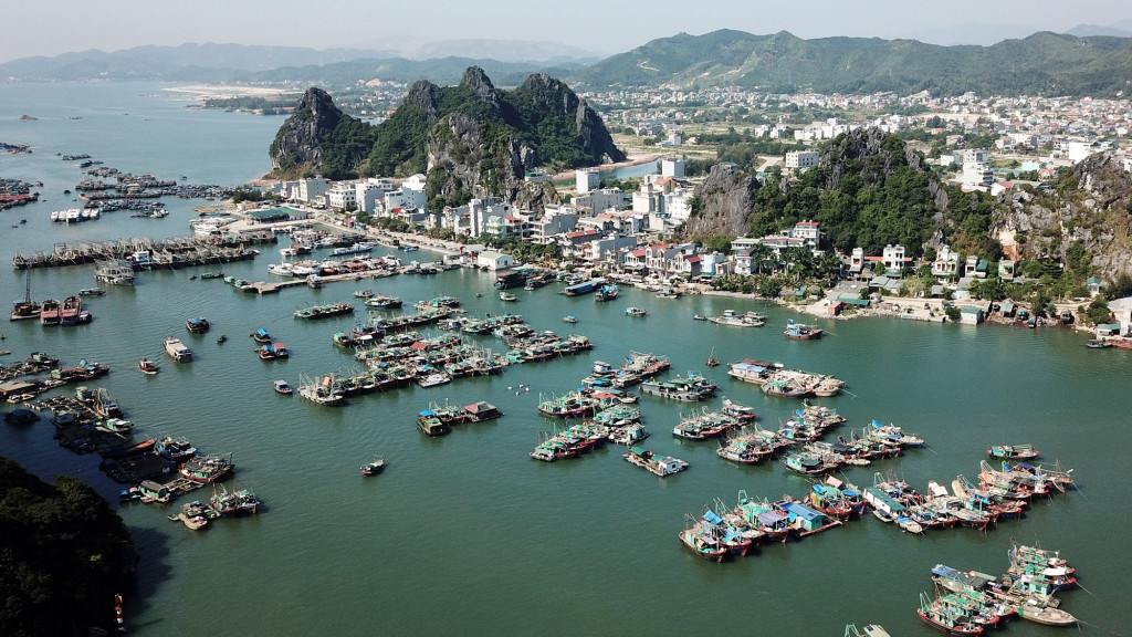 Đồ sứ men ngọc thời Lý tại thương cảng Vân Đồn