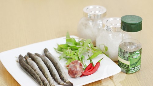 Nguyên liệu món cá kèo kho rau răm