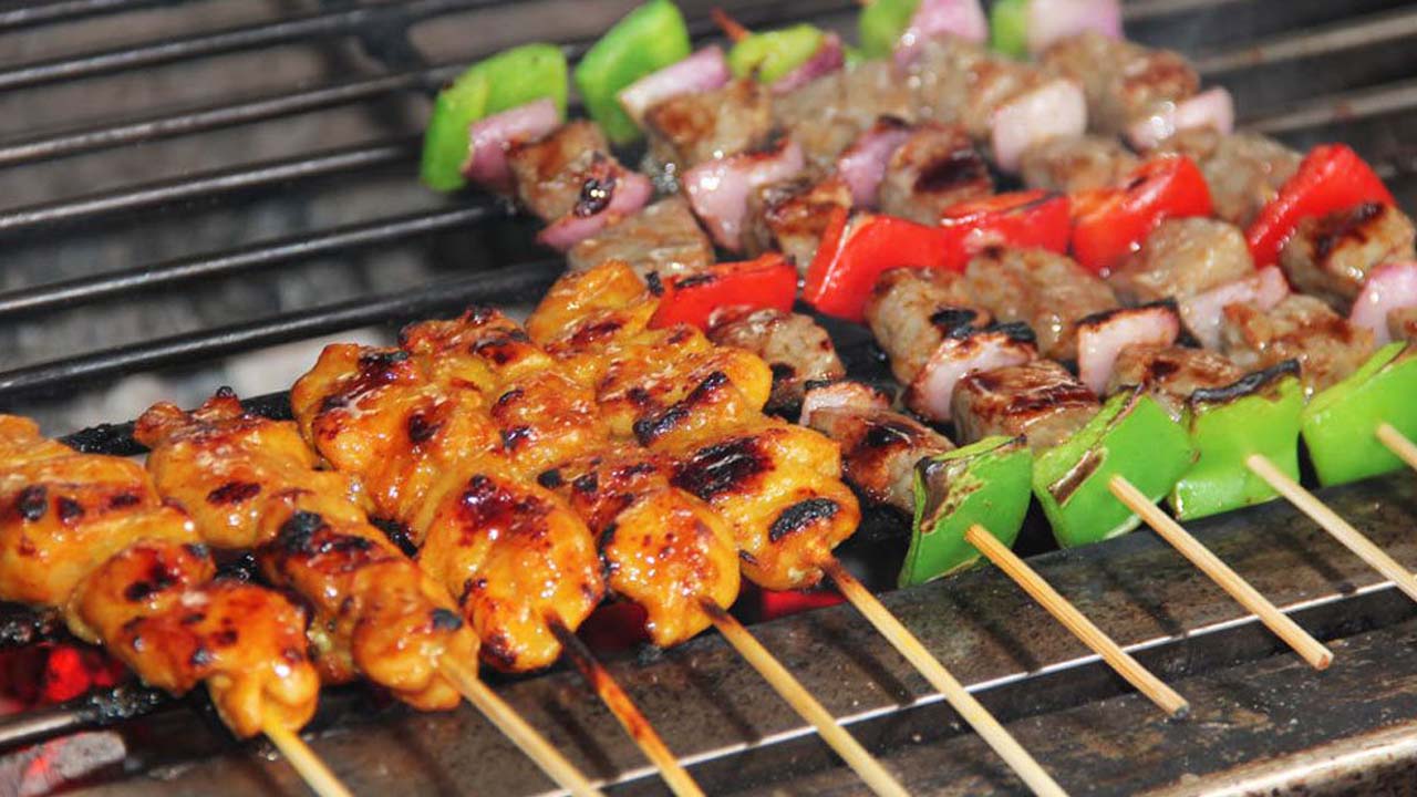 Trải nghiệm nướng than hoa ấm cúng Các món nướng than hoa