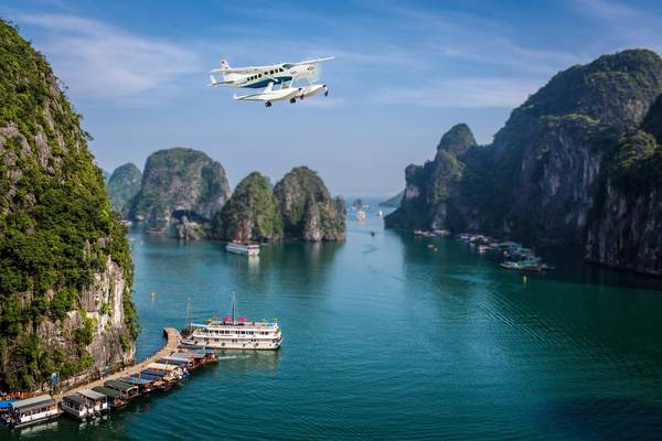 HOT: Trải nghiệm bay thủy phi cơ + nghỉ dưỡng tại Vinpearl Halong Bay + nghỉ đêm du thuyền Emeraude + 6 bữa ăn buffet chỉ 7.799.000 đồng
