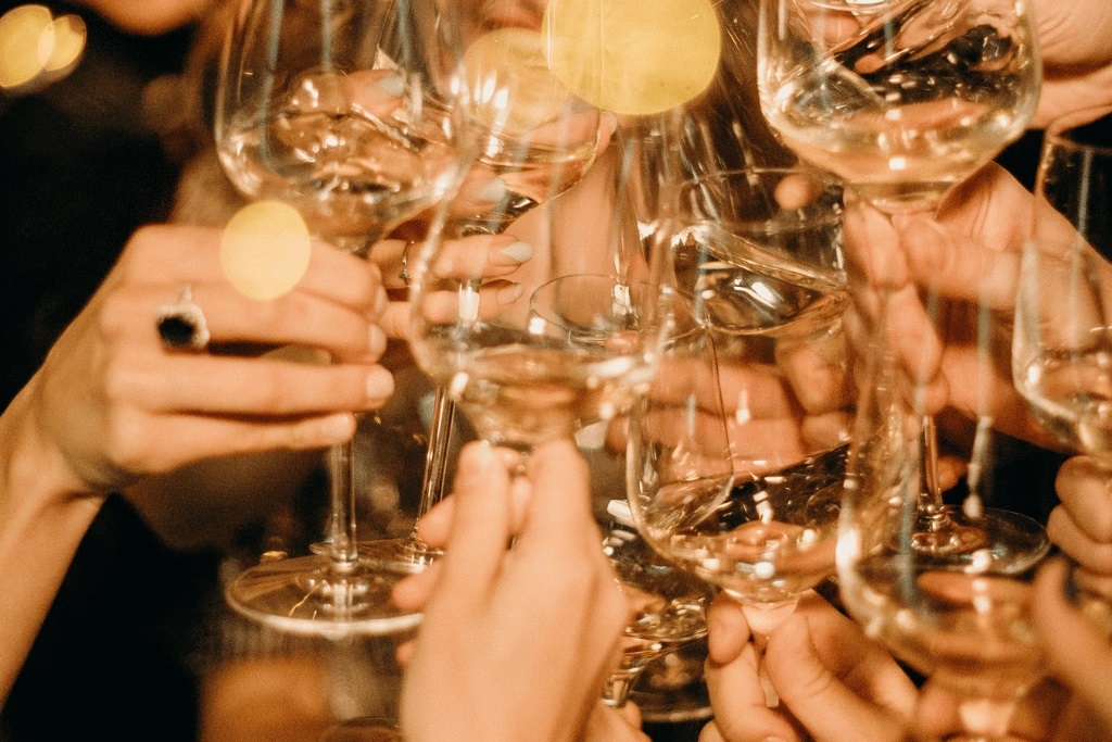 Nhâm nhi cocktail cho khởi đầu tinh tế tại Victoria Hội An Beach Resort