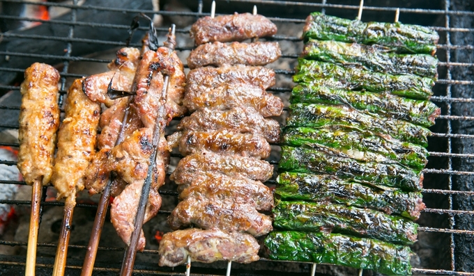 Bò lá lốt nướng tại quán cá lóc nướng Sài Gòn