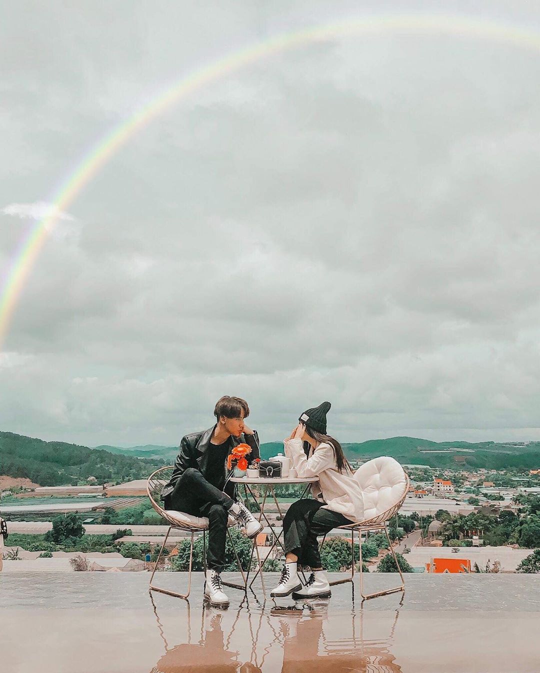Hồ Trên Mây Đà Lạt không gian cafe