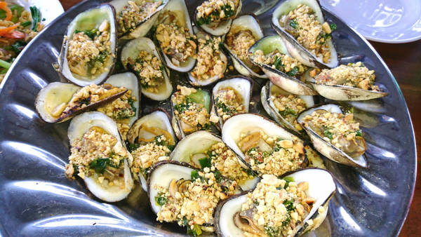 Sò dẹo nướng Hàm Ninh
