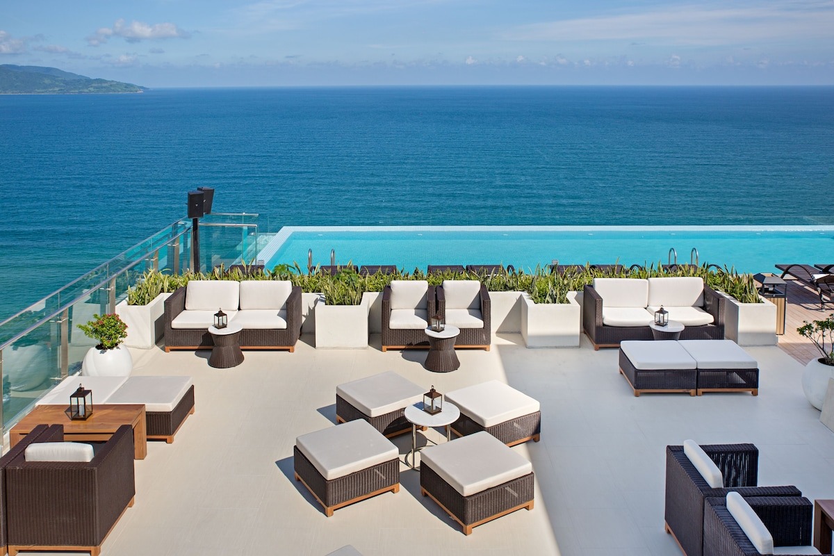 Phong cách sống thời thượng bên bãi biển Mỹ Khê tại TMS Hotel Đà Nẵng Beach