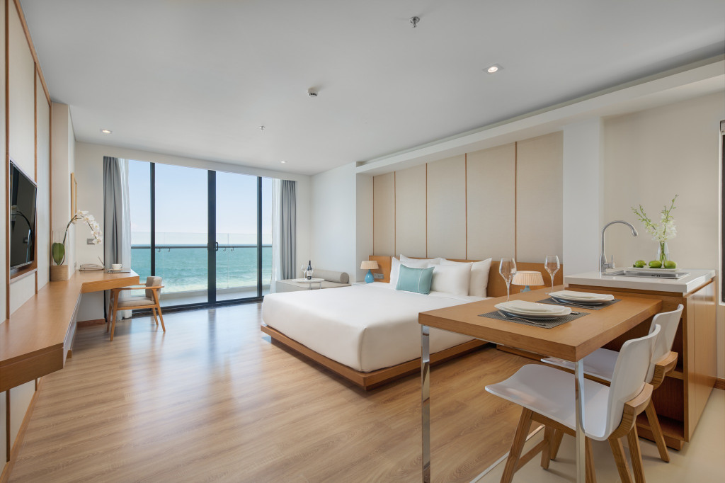 Nhà hàng Savour tại TMS Hotel Đà Nẵng Beach