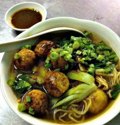 Tô mì cá viên cà ri nhỏ nhưng chất lượng đậm vị Hong Kong
