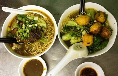 Mì cá viên cà ri và các món khác được yêu thích