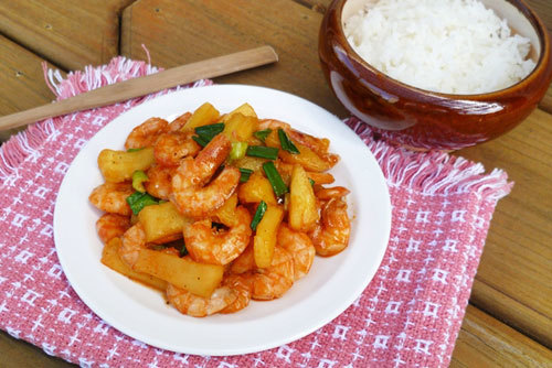 Tôm thẻ kho thơm hoàn chỉnh