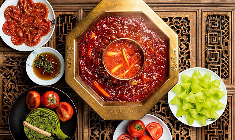 Lẩu Tứ Xuyên món ăn cay đặc trưng Trung Quốc