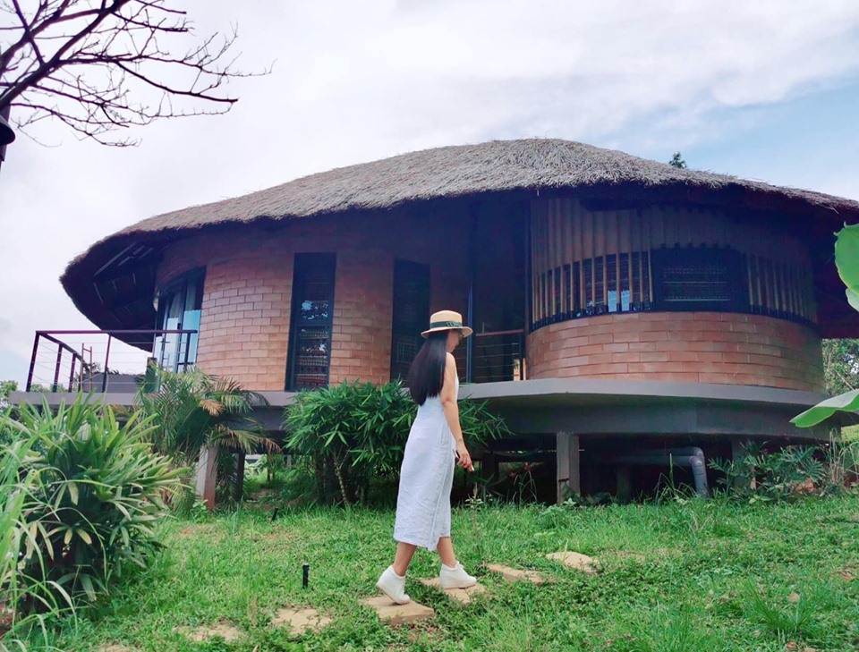 Villa tại Tomodachi Retreat Làng Mít