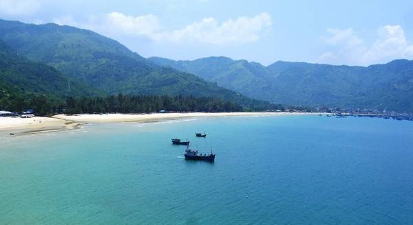 Biển Đại Lãnh bãi biển đẹp nhất Việt Nam Biển Đại Lãnh Khánh Hòa - bãi biển đẹp nhất Việt Nam