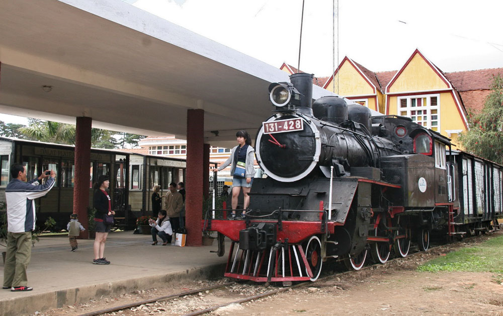 Nội thất ga Đà Lạt