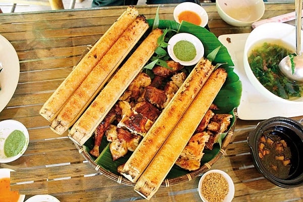 Cơm lam món ngon Sapa nướng ống tre