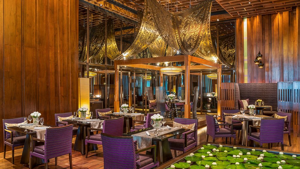 Không gian nhà hàng sang trọng mang đậm dấu ấn Thái Lan