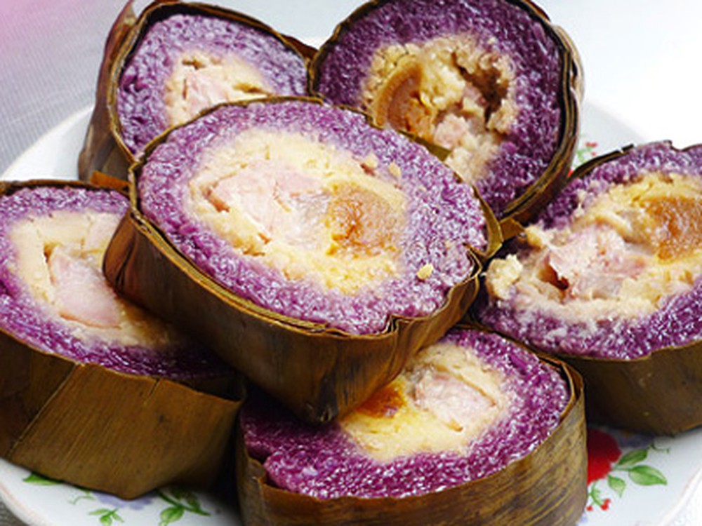 Bánh tét lá cẩm món ngon Cần Thơ