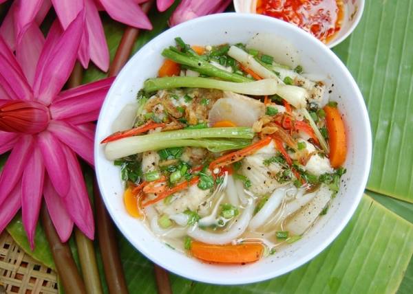 Bánh canh tại quán ăn ngon Phan Thiết